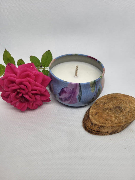 Kerze - Blaue Blumenmetalldose